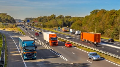 Afbeelding Strakke sturing voor succesvolle invoering vrachtwagenheffing in 2026